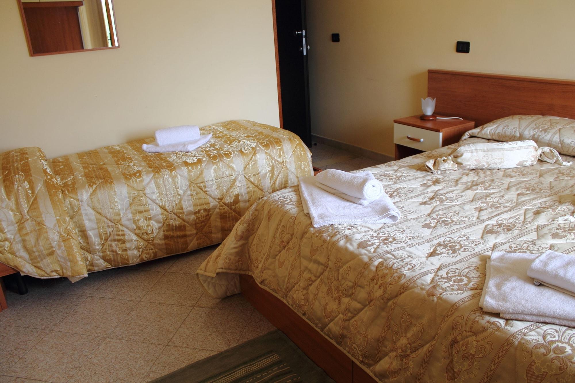 Hotel Barbieri Vibo Valentia Marina Exteriör bild